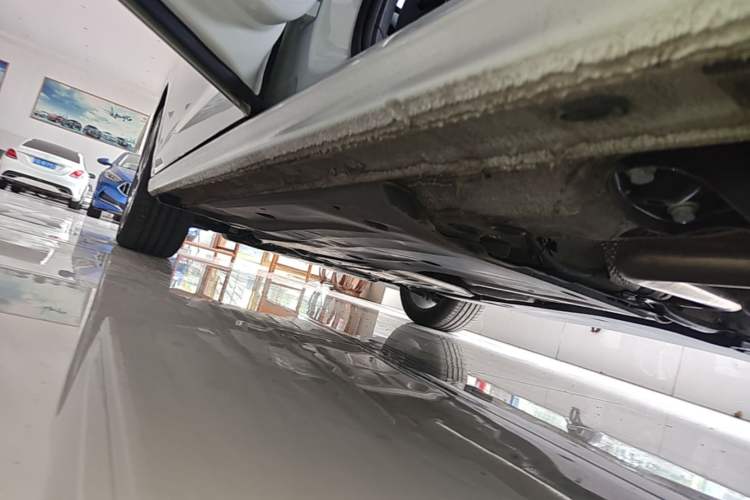 Used Volkswagen Bora 2024 200TSI DSG EnjoyDrive PRO Edition Left Side Sill