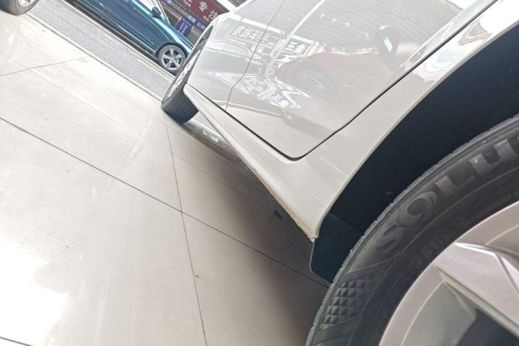 Used Volkswagen Bora 2024 200TSI DSG Comfort Edition Left Side Sill