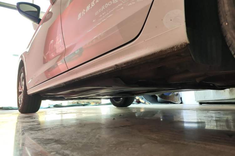 Used Volkswagen Bora 2024 200TSI DSG Joyful Drive Edition Left Side Sill