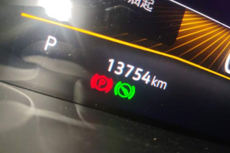 Used Volkswagen Bora 2024 200TSI DSG Comfort Edition Odometer Close Up