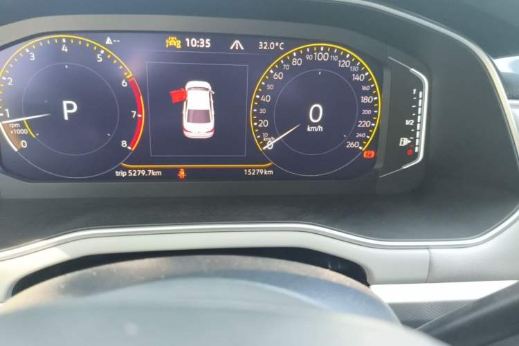 Used Volkswagen Bora 2024 300TSI DSG Prestige Edition Odometer Close Up