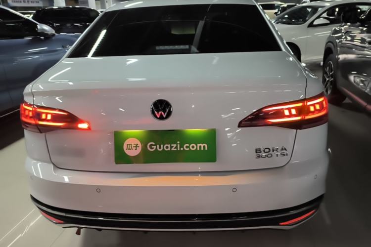 Used Volkswagen Bora 2024 300TSI DSG Prestige Edition Rear