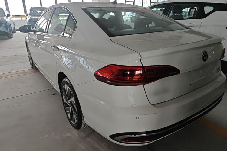 Used Volkswagen Bora 2024 300TSI DSG Prestige Edition Rear Left 45 Deg