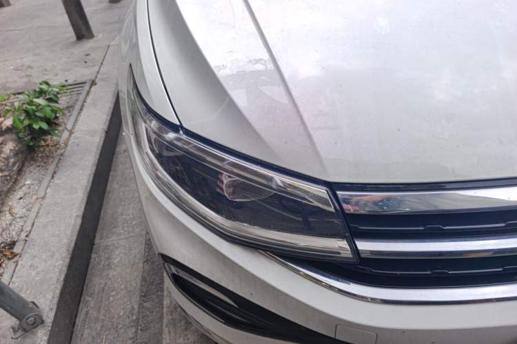 Used Volkswagen Bora 2024 300TSI DSG Prestige Edition Right Front Headlight