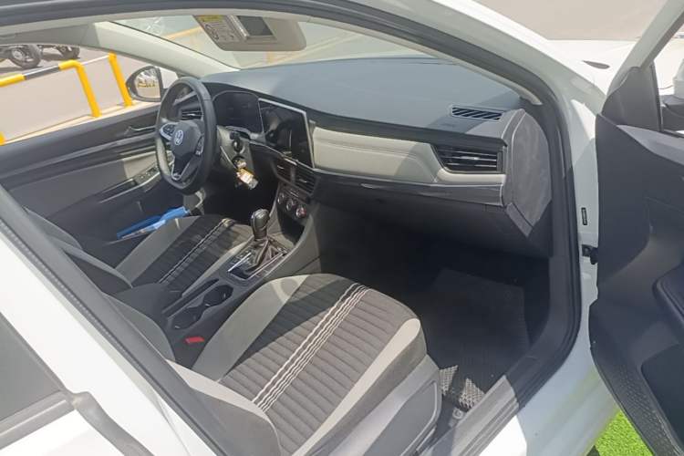 Used Volkswagen Bora 2024 200TSI DSG Comfort Edition Right Front Seat