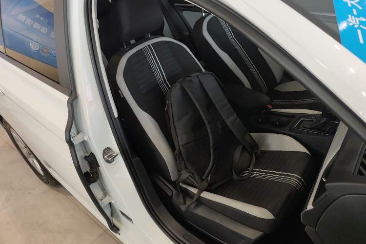 Used Volkswagen Bora 2024 200TSI DSG Comfort Edition Right Front Seat
