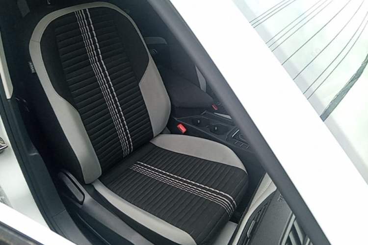 Used Volkswagen Bora 2024 200TSI DSG Comfort Edition Right Front Seat