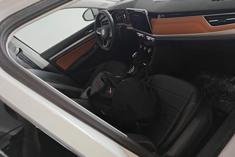 Used Volkswagen Bora 2024 200TSI DSG EnjoyDrive PRO Edition Right Front Seat