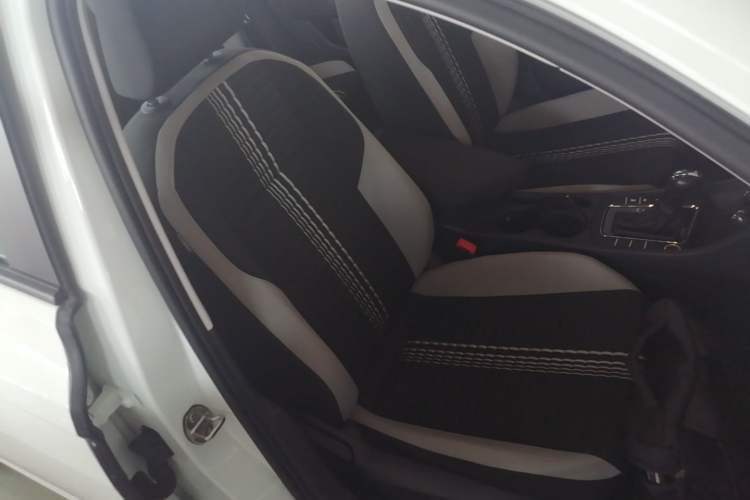 Used Volkswagen Bora 2024 200TSI DSG Comfort Edition Right Front Seat