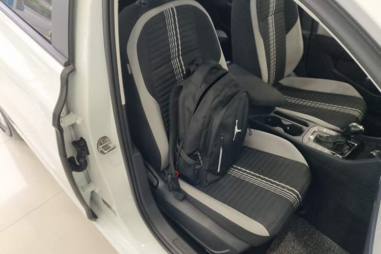 Used Volkswagen Bora 2024 200TSI DSG Comfort Edition Right Front Seat