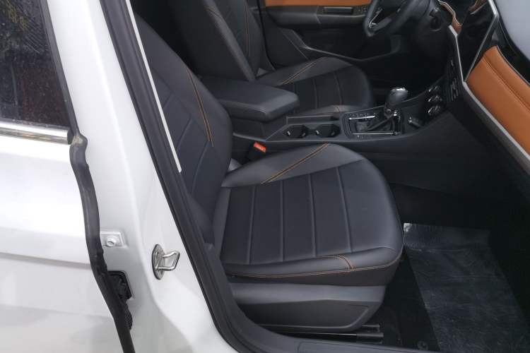 Used Volkswagen Bora 2024 280TSI DSG Comfort Edition Right Front Seat