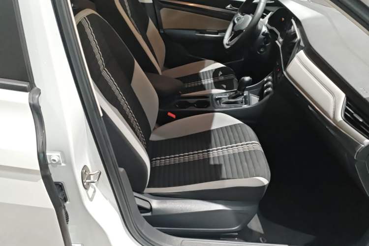 Used Volkswagen Bora 2024 200TSI DSG Comfort Edition Right Front Seat
