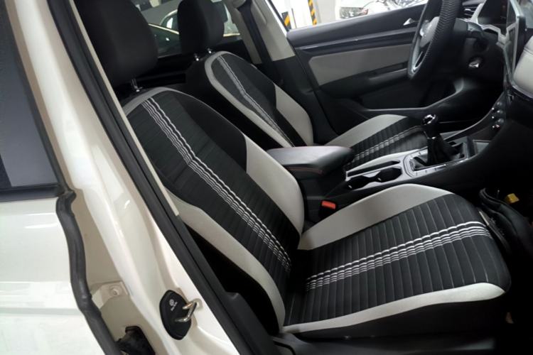 Used Volkswagen Bora 2024 200TSI Manual Comfort Edition Right Front Seat