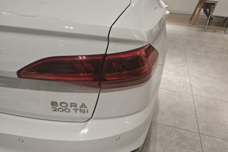 Used Volkswagen Bora 2024 200TSI DSG Comfort Edition Right Rear Taillight