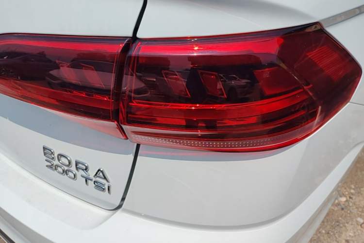Used Volkswagen Bora 2024 200TSI DSG Comfort Edition Right Rear Taillight