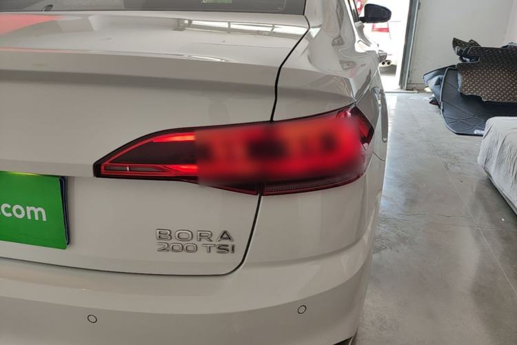 Used Volkswagen Bora 2024 200TSI DSG Comfort Edition Right Rear Taillight