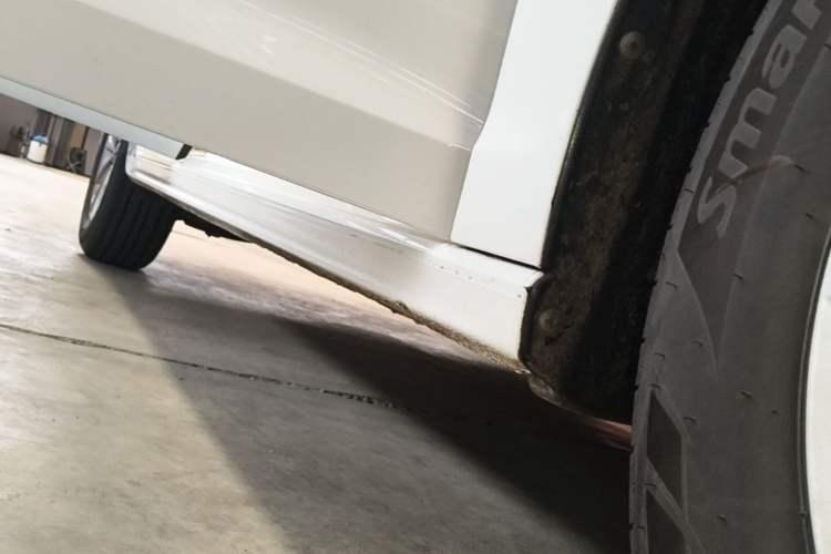 Used Volkswagen Bora 2024 200TSI DSG Comfort Edition Right Side Sill