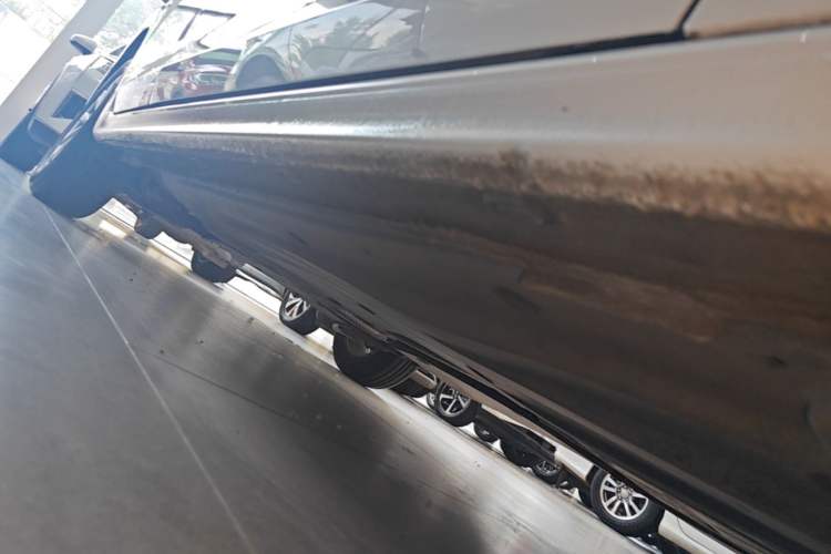 Used Volkswagen Bora 2024 200TSI DSG Comfort Edition Right Side Sill
