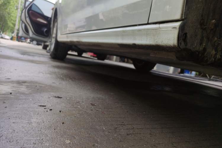 Used Volkswagen Bora 2024 200TSI DSG Comfort Edition Right Side Sill