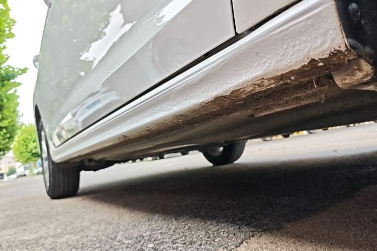 Used Volkswagen Bora 2024 200TSI DSG Comfort Edition Right Side Sill
