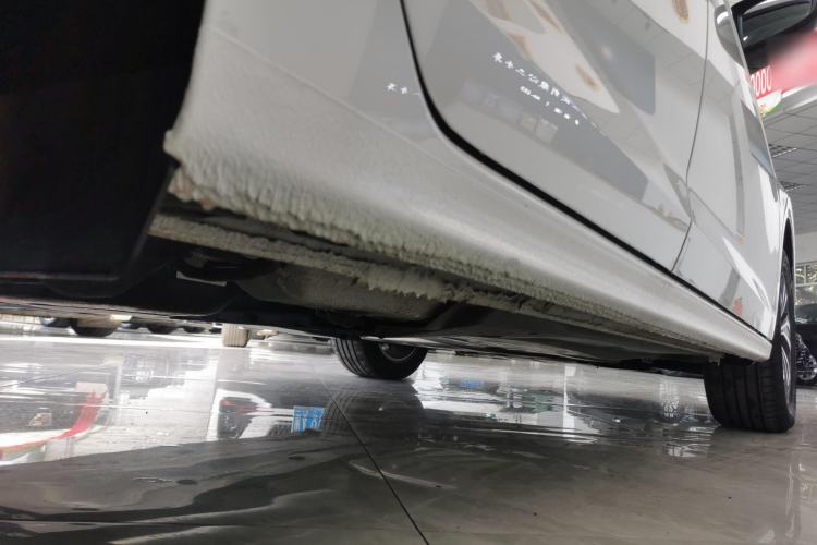 Used Volkswagen Bora 2024 280TSI DSG Comfort Edition Right Side Sill