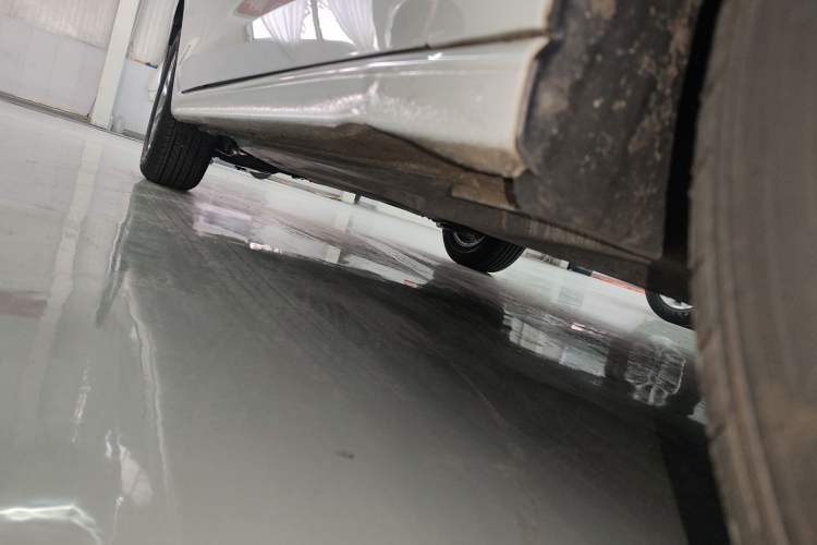 Used Volkswagen Bora 2024 200TSI DSG Comfort Edition Right Side Sill