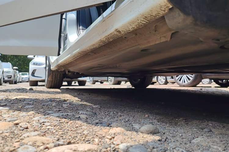 Used Volkswagen Bora 2024 200TSI DSG Comfort Edition Right Side Sill