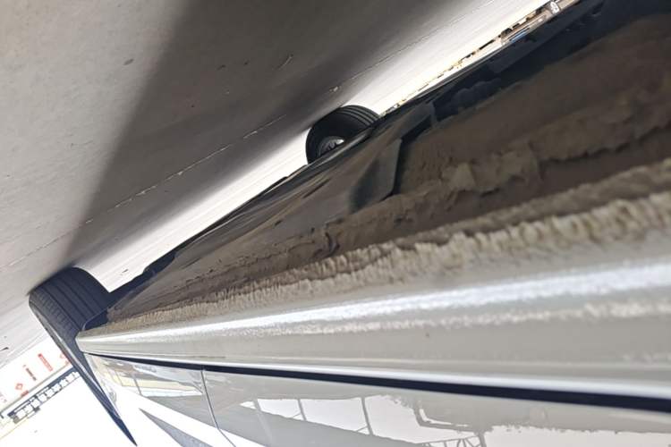 Used Volkswagen Bora 2024 200TSI DSG Comfort Edition Right Side Sill