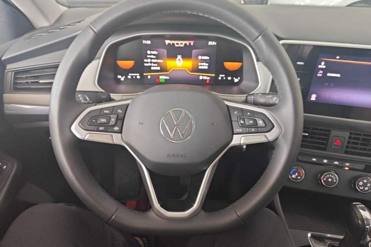 Used Volkswagen Bora 2024 200TSI DSG Comfort Edition Steering Wheel