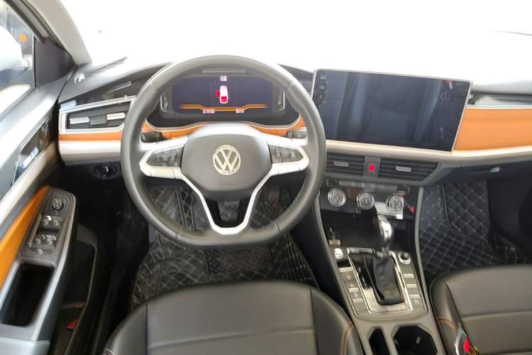 Used Volkswagen Bora 2024 200TSI DSG EnjoyDrive PRO Edition Steering Wheel