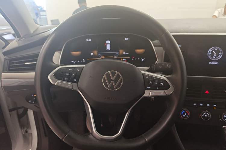 Used Volkswagen Bora 2024 200TSI DSG Comfort Edition Steering Wheel