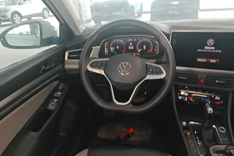 Used Volkswagen Bora 2024 300TSI DSG Prestige Edition Steering Wheel