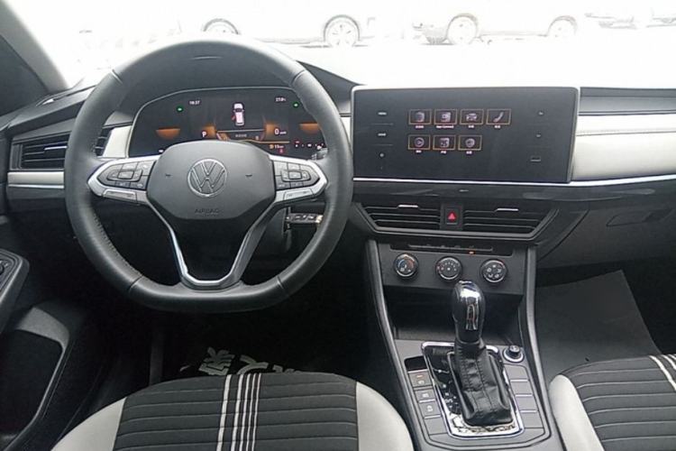 Used Volkswagen Bora 2024 200TSI DSG Comfort Edition Steering Wheel
