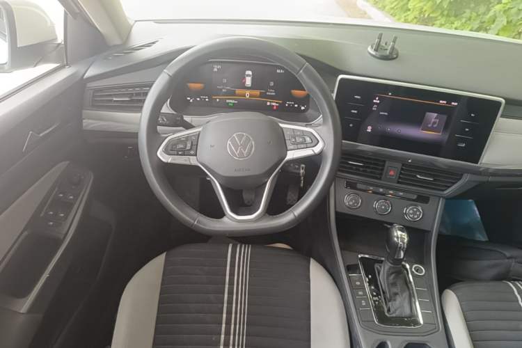 Used Volkswagen Bora 2024 200TSI DSG Comfort Edition Steering Wheel