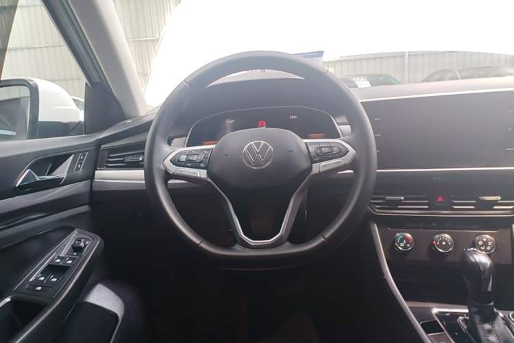 Used Volkswagen Bora 2024 200TSI DSG Comfort Edition Steering Wheel