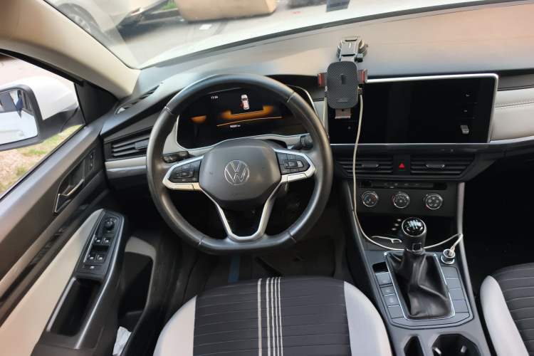Used Volkswagen Bora 2024 200TSI Manual Comfort Edition Steering Wheel