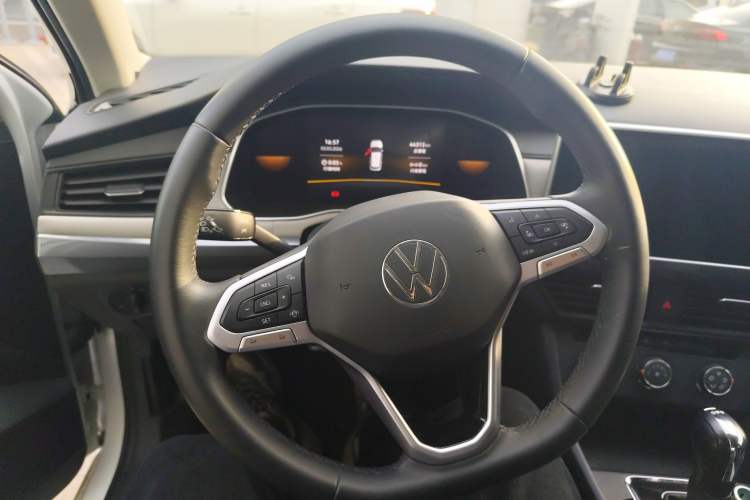 Used Volkswagen Bora 2024 200TSI DSG Comfort Edition Steering Wheel
