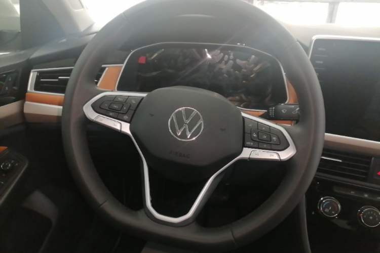 Used Volkswagen Bora 2024 200TSI DSG Joyful Drive Edition Steering Wheel