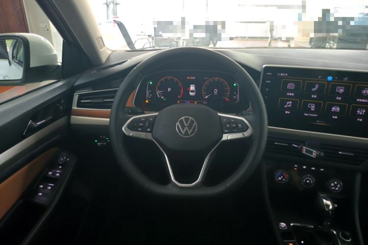 Used Volkswagen Bora 2024 200TSI DSG EnjoyDrive PRO Edition Steering Wheel
