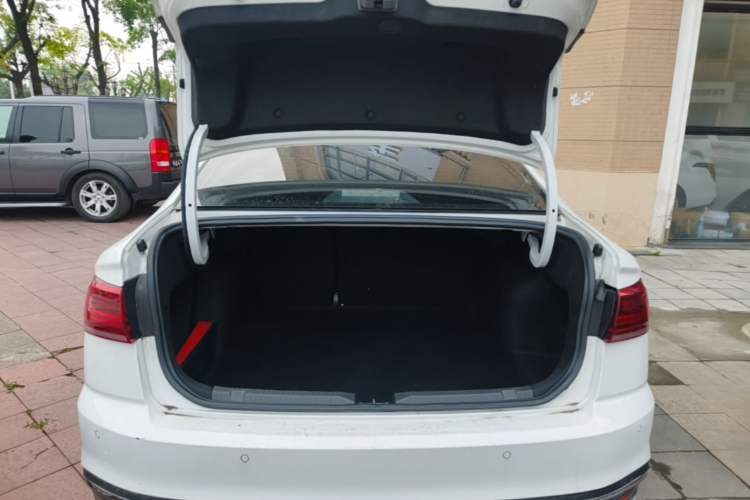 Used Volkswagen Bora 2024 200TSI DSG Comfort Edition Trunk