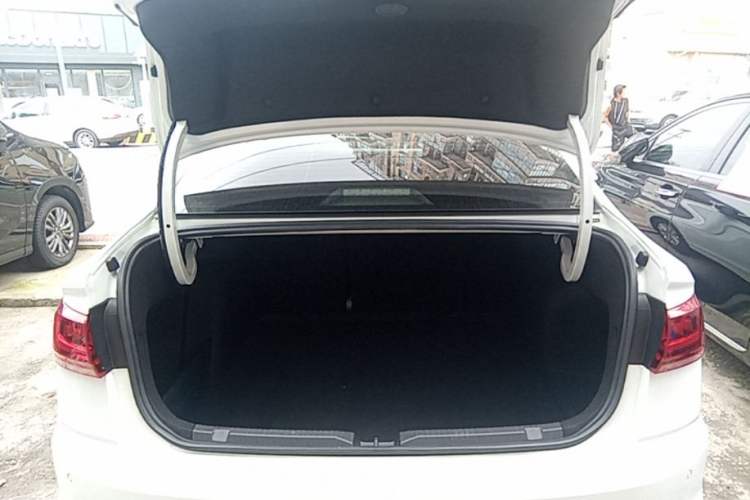 Used Volkswagen Bora 2024 200TSI DSG Comfort Edition Trunk