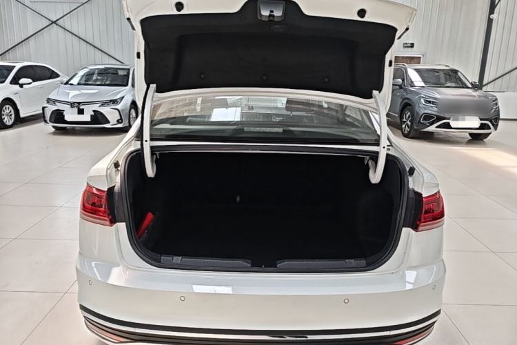 Used Volkswagen Bora 2024 200TSI DSG Comfort Edition Trunk