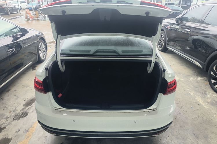 Used Volkswagen Bora 2024 200TSI DSG Comfort Edition Trunk