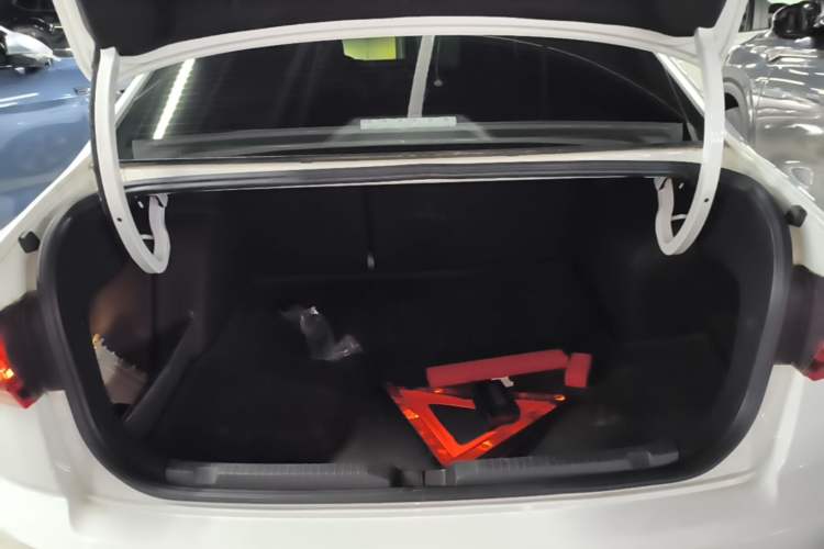 Used Volkswagen Bora 2024 300TSI DSG Prestige Edition Trunk