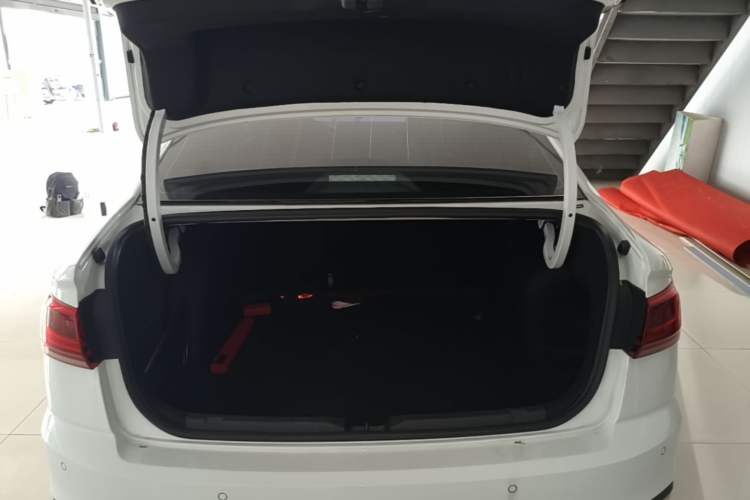 Used Volkswagen Bora 2024 200TSI DSG Comfort Edition Trunk