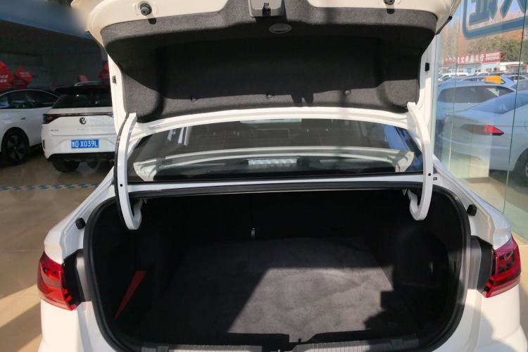 Used Volkswagen Bora 2024 200TSI DSG Comfort Edition Trunk