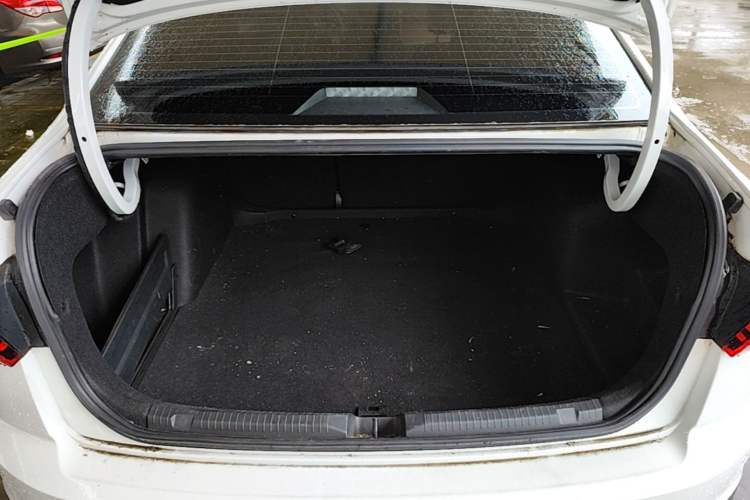 Used Volkswagen Bora 2024 200TSI DSG EnjoyDrive PRO Edition Trunk