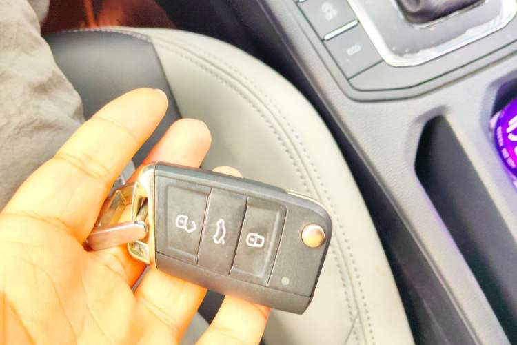 Used Volkswagen Bora 2024 300TSI DSG Prestige Edition Vehicle Key