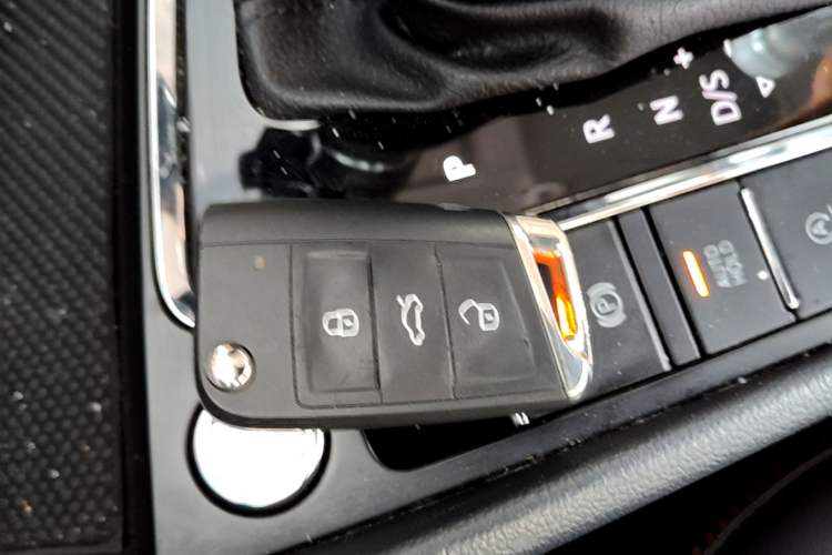 Used Volkswagen Bora 2024 200TSI DSG Smart Drive Edition Vehicle Key