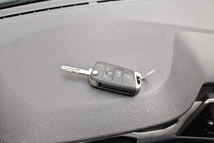 Used Volkswagen Bora 2024 200TSI DSG Comfort Edition Vehicle Key